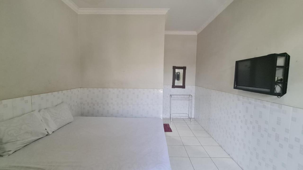 Oyo 90831 Hotel Gardenia Prambanan Surakarta  Ngoại thất bức ảnh